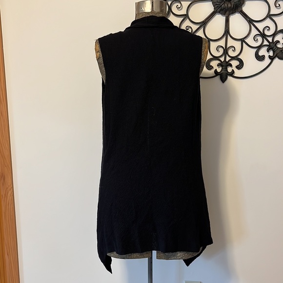 Eileen Fisher 100% wool shrug, sleeveless cardigan, open front, black, S - Picture 5 of 9